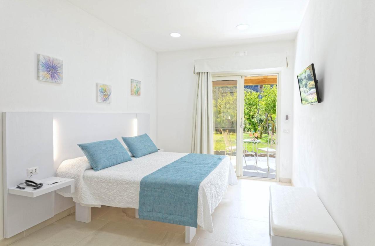 Hotel Zaro Lacco Ameno  ภายนอก รูปภาพ