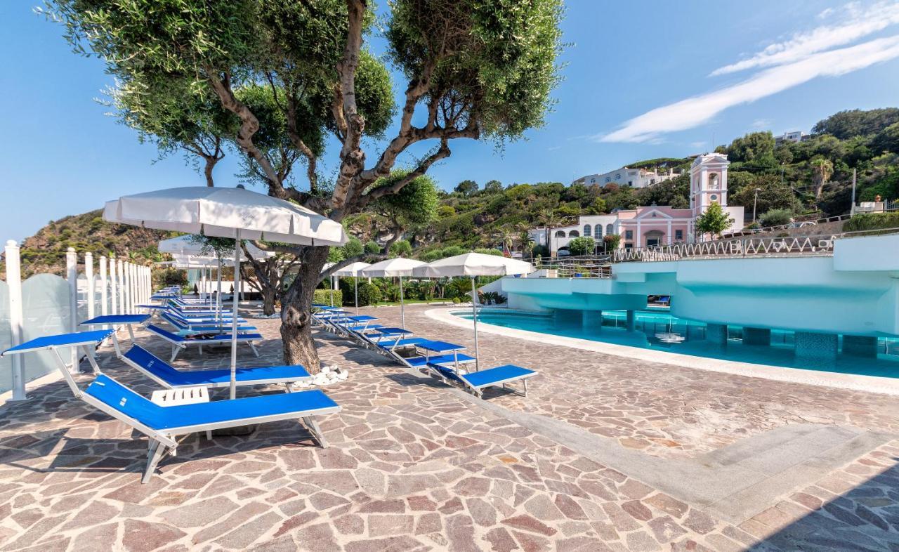 Hotel Zaro Lacco Ameno  ภายนอก รูปภาพ