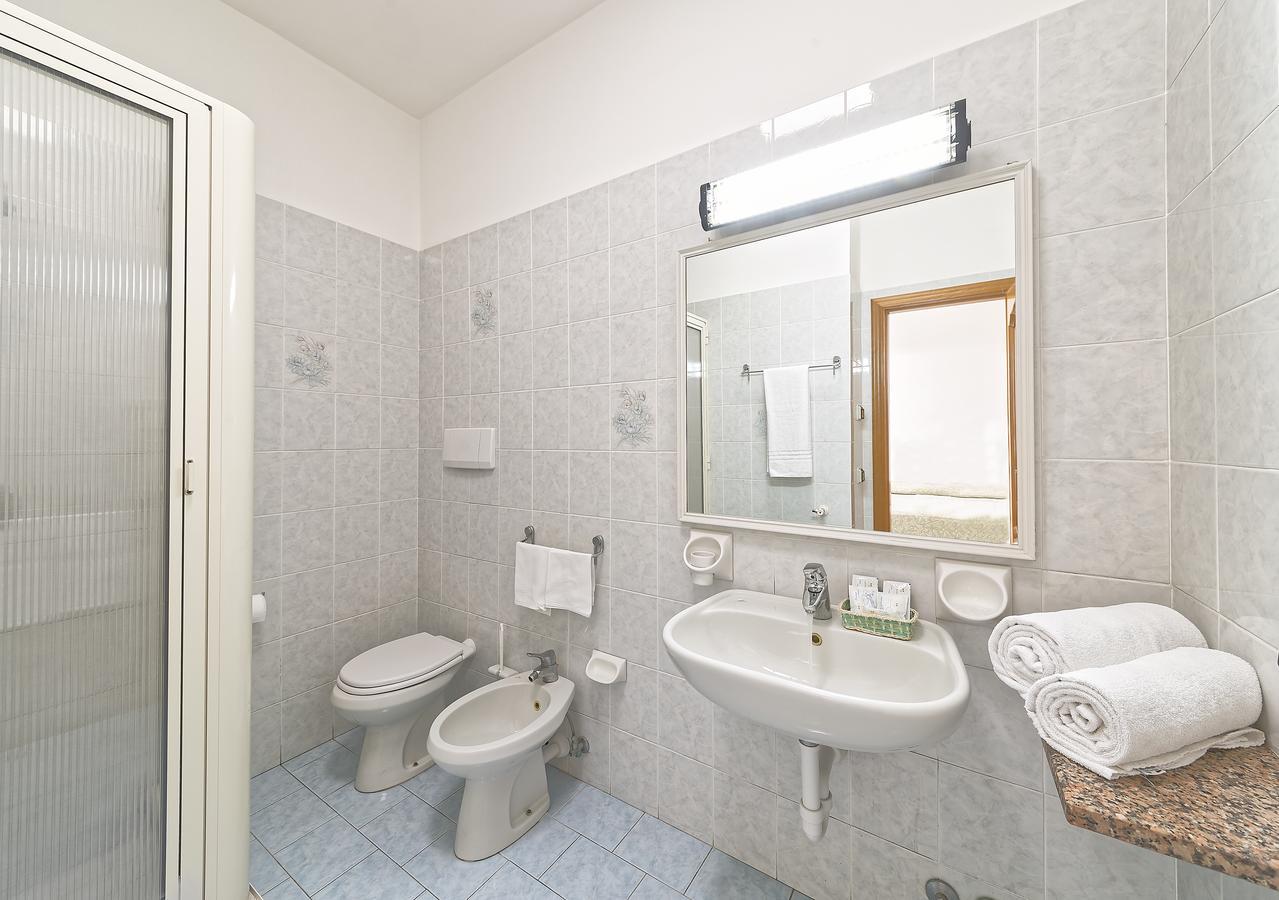 Hotel Zaro Lacco Ameno  ภายนอก รูปภาพ