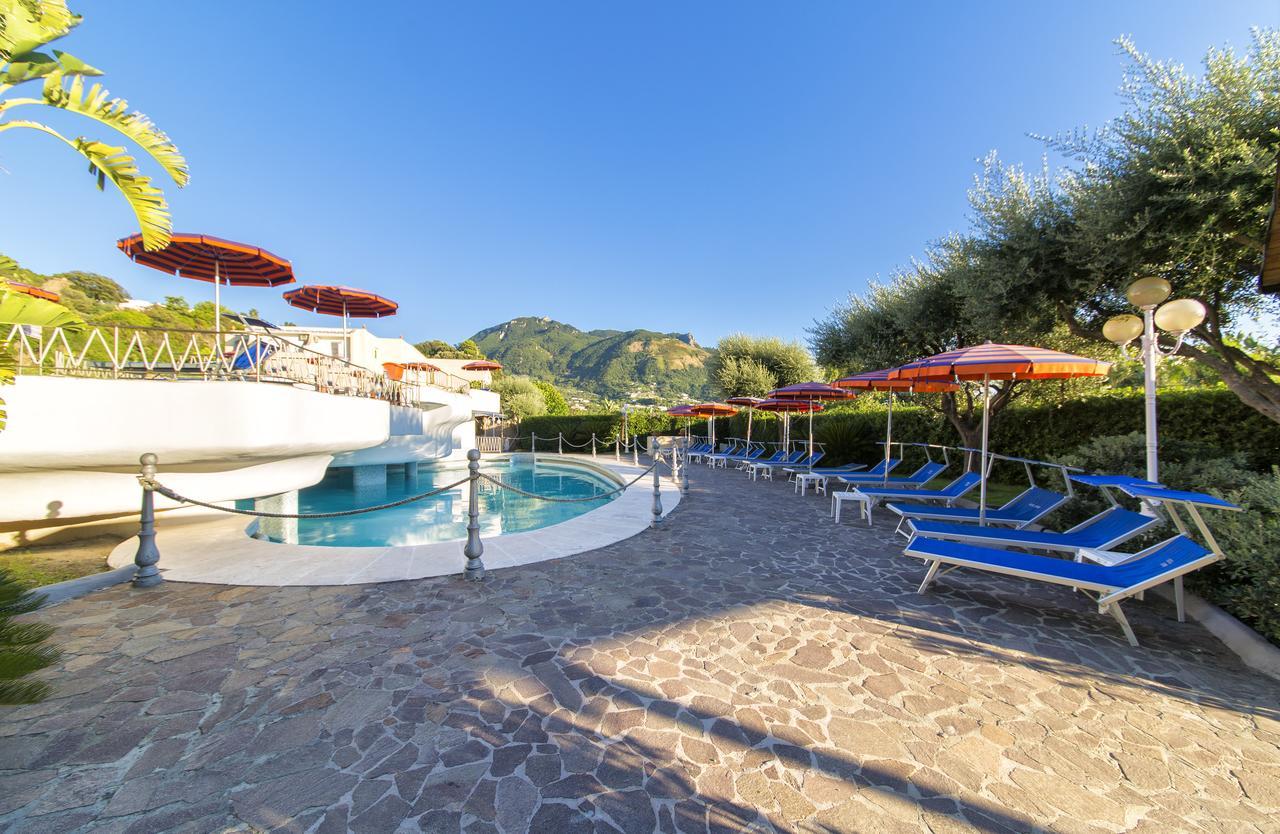 Hotel Zaro Lacco Ameno  ภายนอก รูปภาพ
