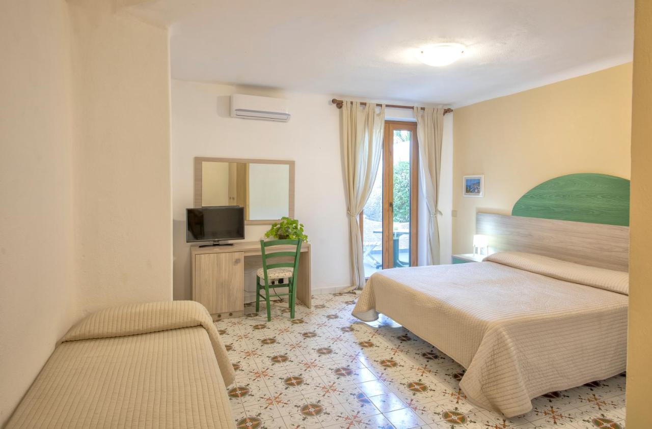 Hotel Zaro Lacco Ameno  ภายนอก รูปภาพ